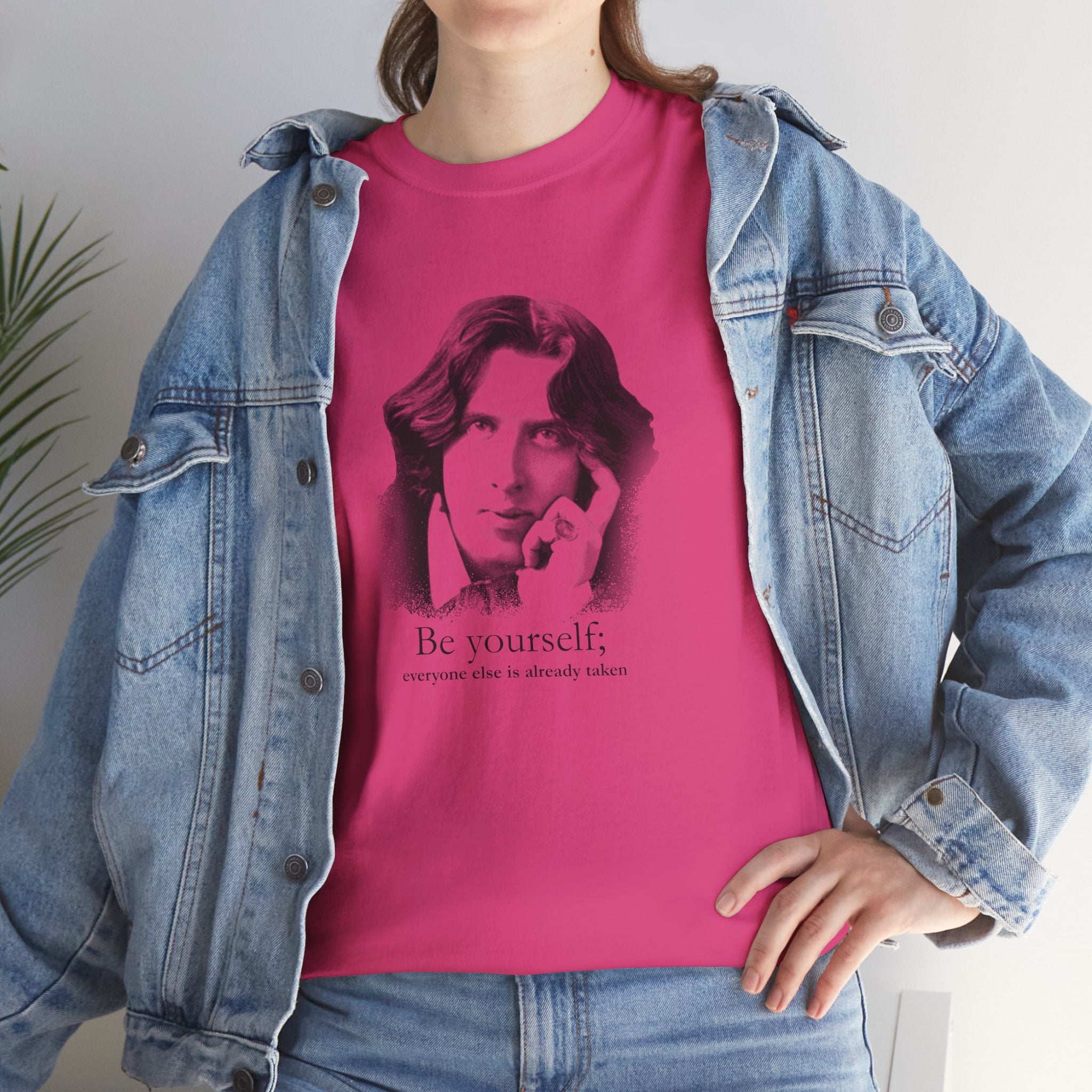 Oscar Wilde - Be yourself; everyone else is already taken.  Iconic Quote T-Shirt
