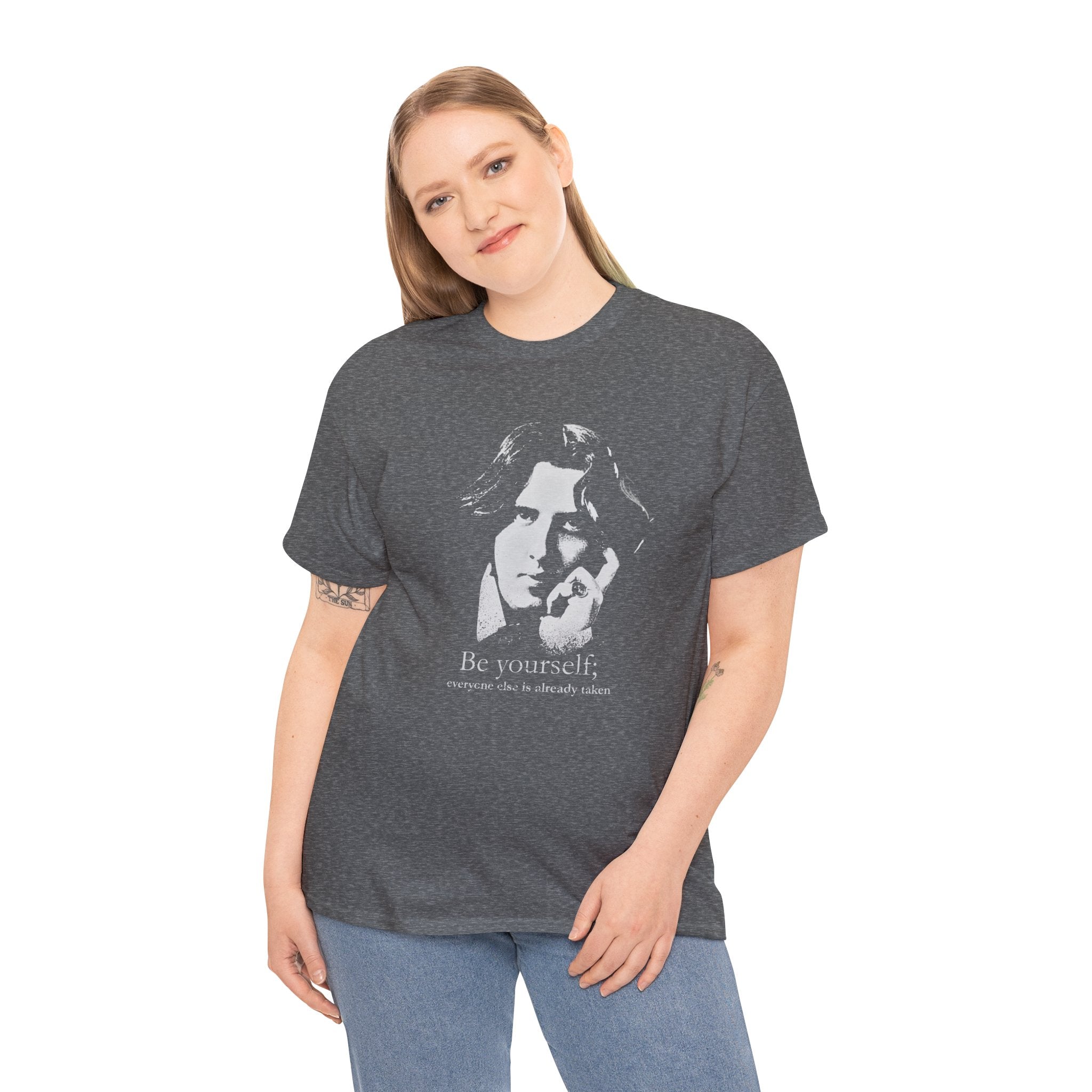 Oscar Wilde - Be yourself; everyone else is already taken.  Iconic Quote T-Shirt