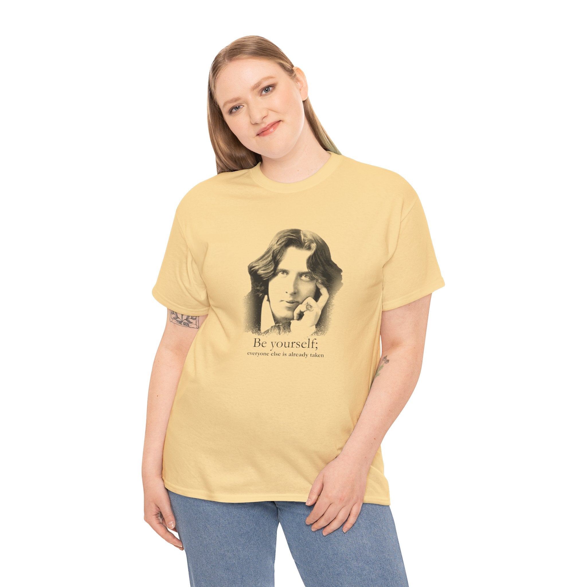 Oscar Wilde - Be yourself; everyone else is already taken.  Iconic Quote T-Shirt