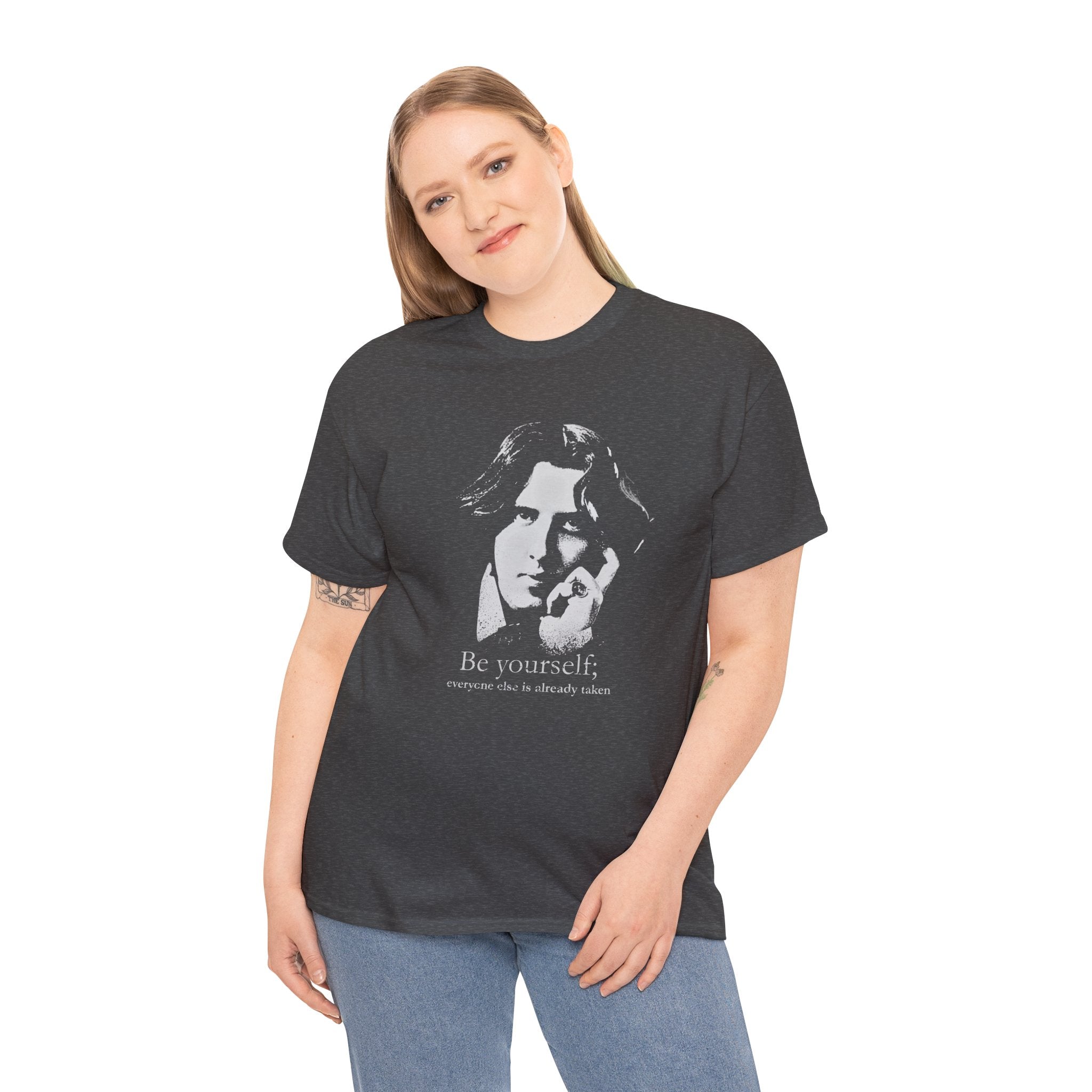 Oscar Wilde - Be yourself; everyone else is already taken.  Iconic Quote T-Shirt