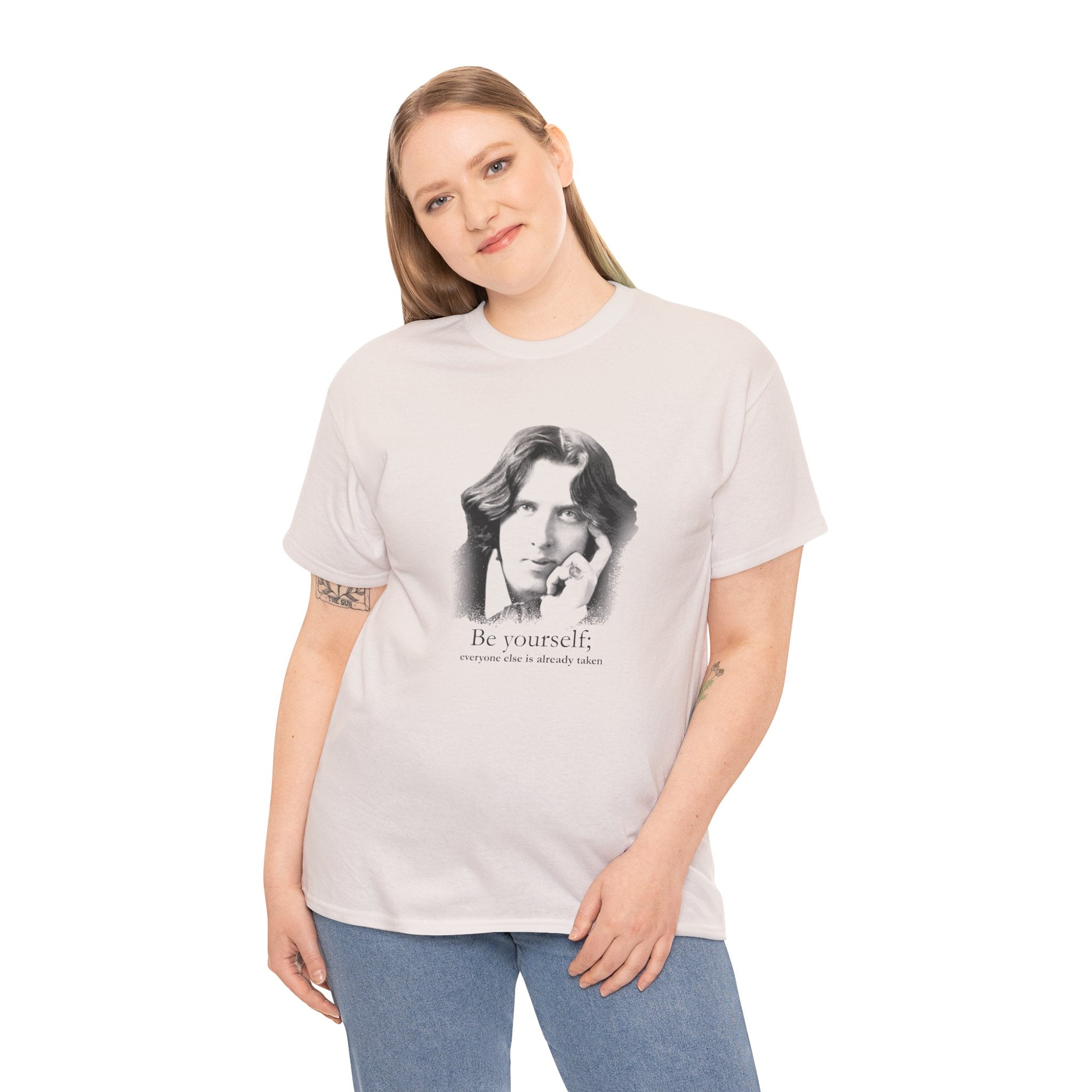 Oscar Wilde - Be yourself; everyone else is already taken.  Iconic Quote T-Shirt
